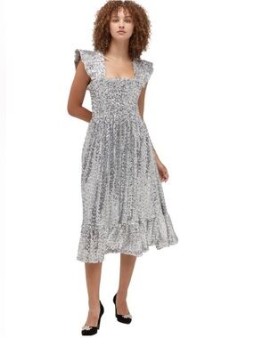 Like new! Hill House sequined Nap Dress!